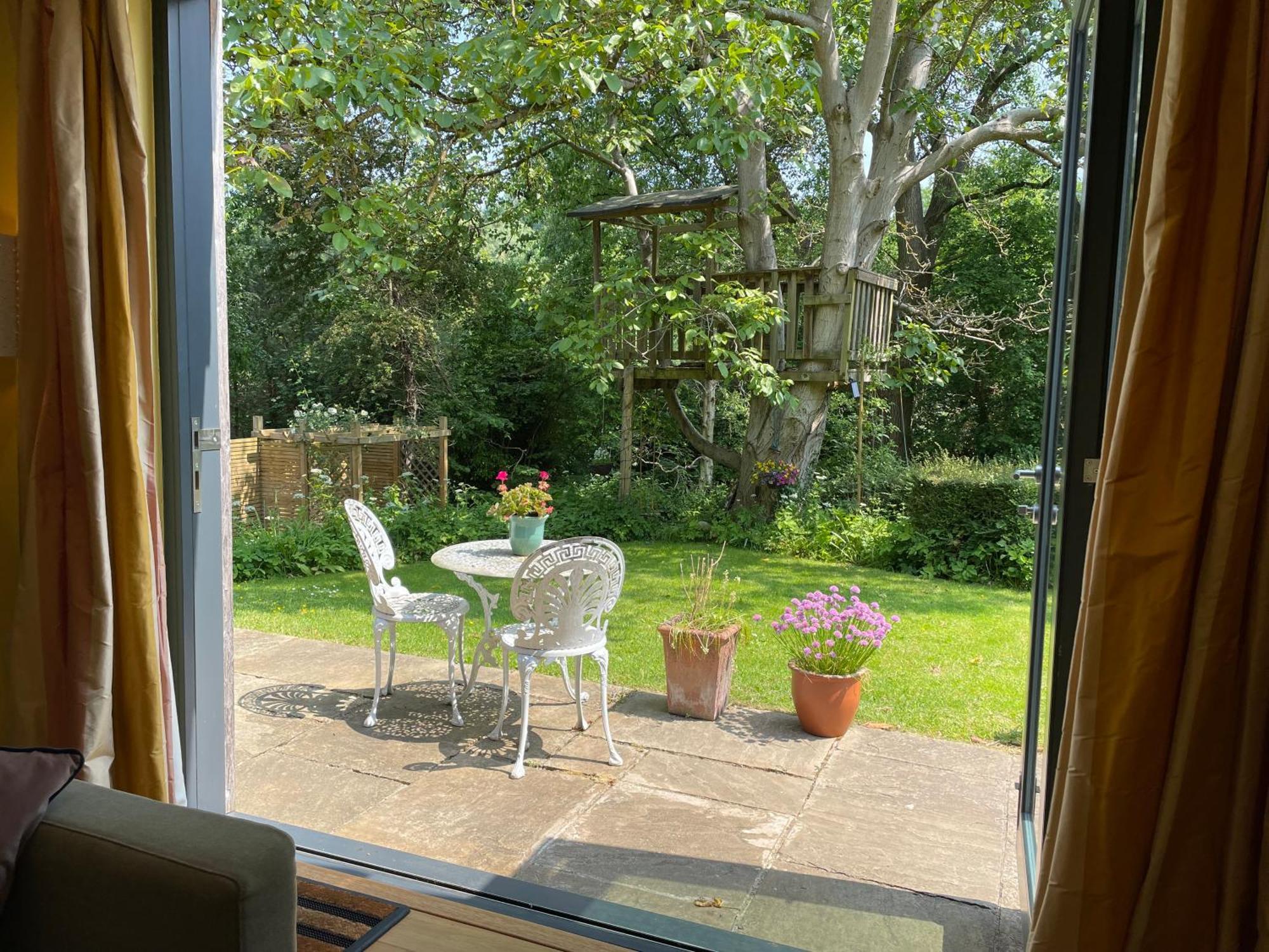 Garden Hideaway, Self-Contained, Edge Of Bath Lejlighed Eksteriør billede